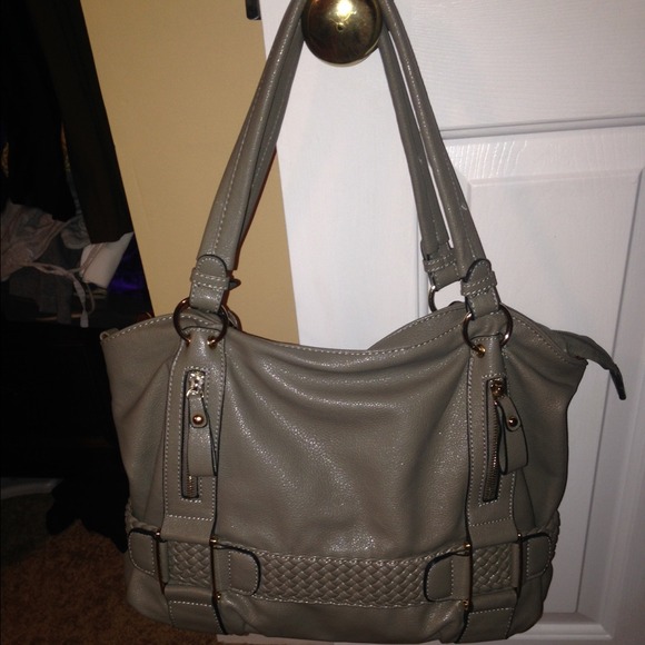 Gray purse - Picture 1 of 2