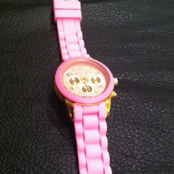 Cute pink watch mk
