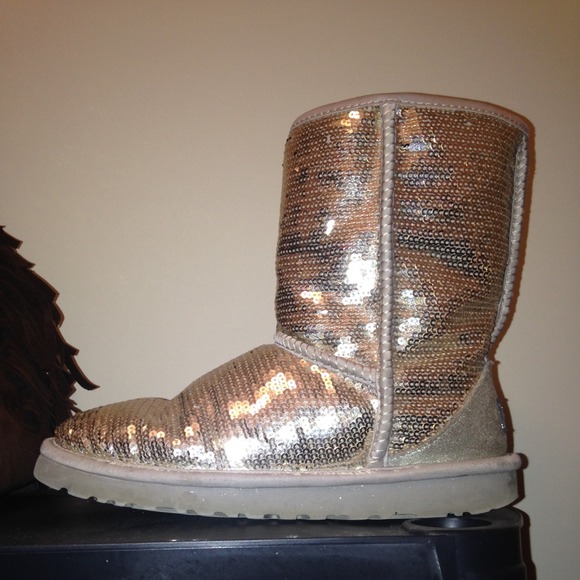Gray sequin uggs - Picture 3 of 4