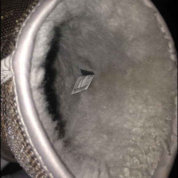 Gray sequin uggs - Picture 4 of 4