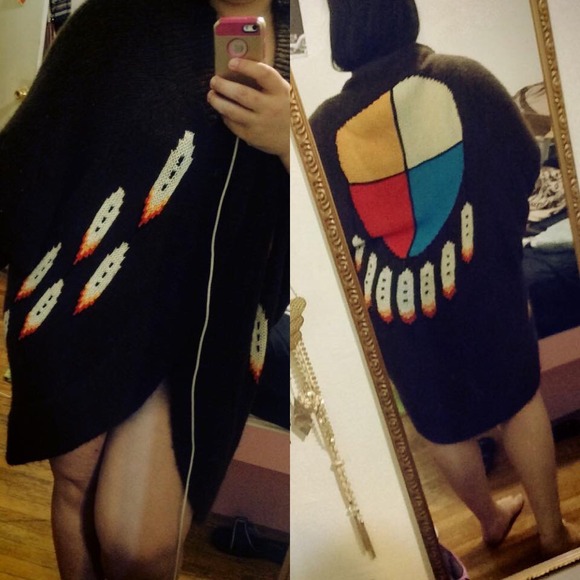 TRADED🚫 Wildfox dream catcher cardigan - Picture 2 of 3
