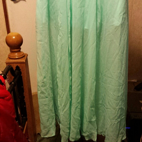 Mint green dress - Picture 4 of 4