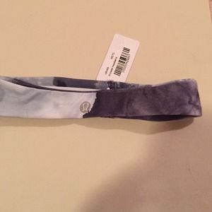 Lululemon slipless headband