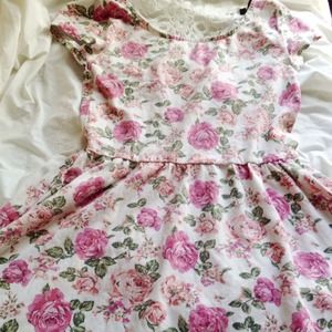 🚫SOLD🚫 Floral Skater Dress