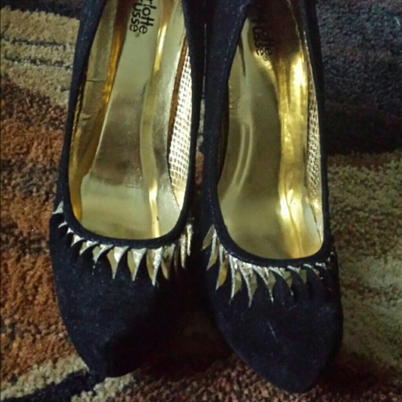 Shoes - Picture 3 of 3