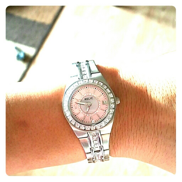 **sold on merc** NWT Relic watch