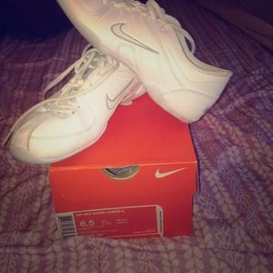 White nike cheer shoes