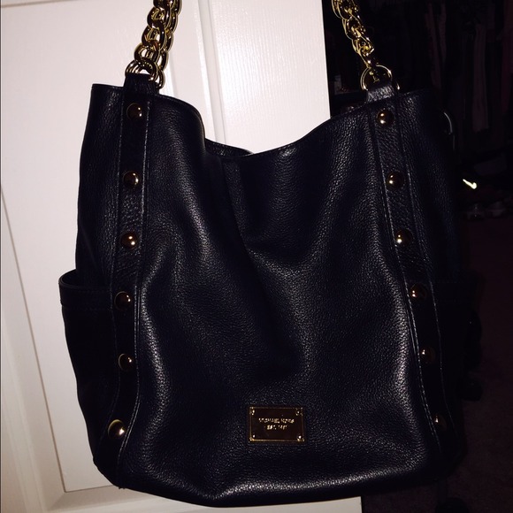 Michael Kors Bag price drop ⬇️