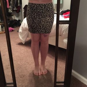 Leopard print skirt size s