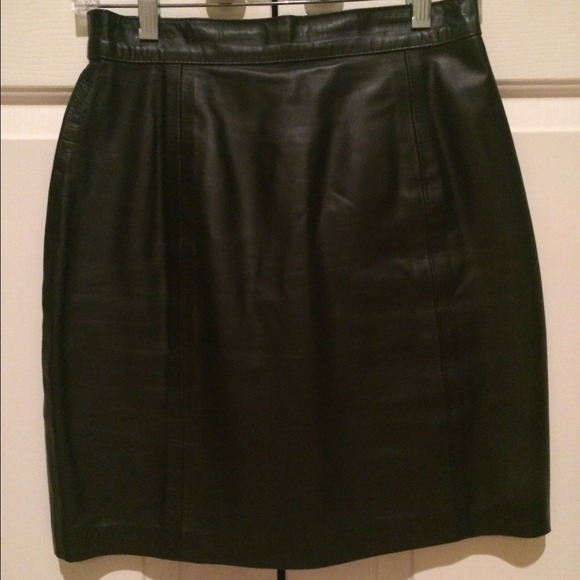 Leather skirt