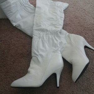 Leather upper all white boots...never worn...