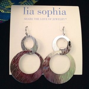 🎉NEW: lia sophia earrings, Discotheque.