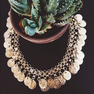 🚫 SOLD 🚫 coin necklace