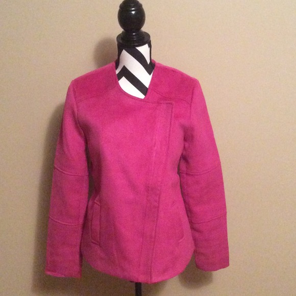 Fuchsia Jacket 🌺 - Picture 1 of 3