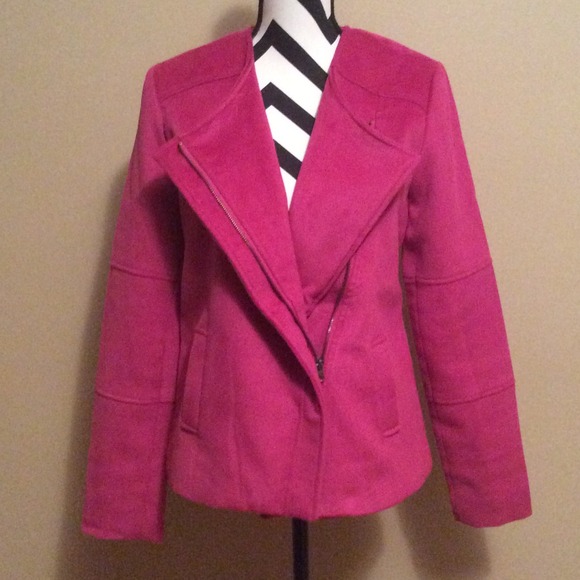 Fuchsia Jacket 🌺 - Picture 2 of 3