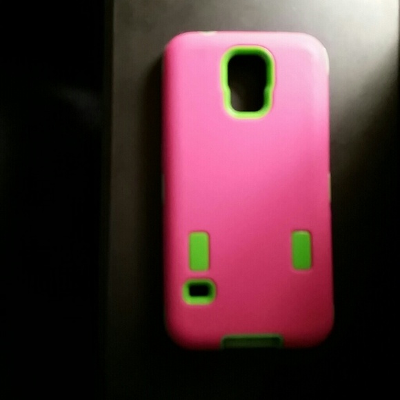 NWOT Galaxy s5 case