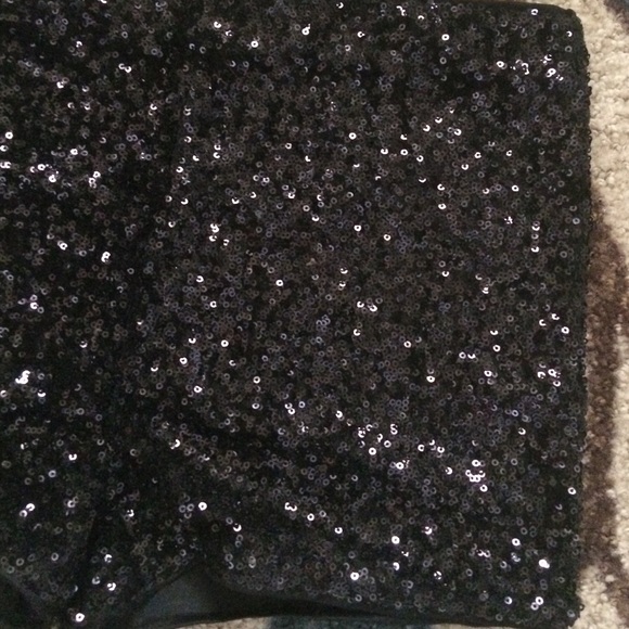 SOLD💅🏽 - Picture 2 of 2