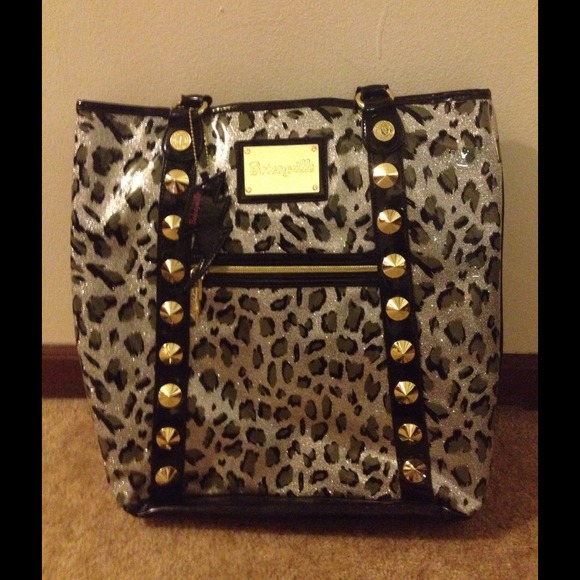 Betseyville Tote