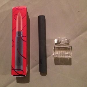 BUNDLE Tarte and Chloe perfume