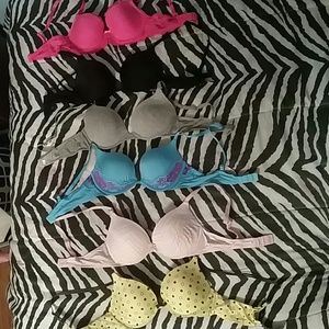 Victoria's Secret bras.