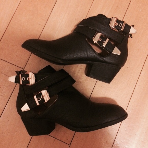 Black Cutout Buckle Booties