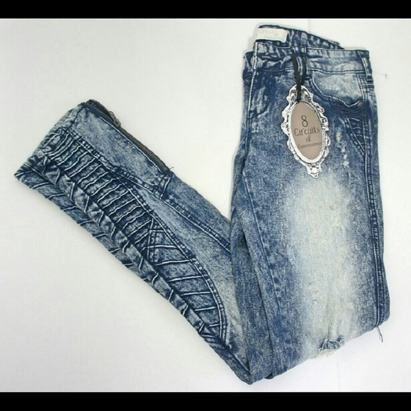 Juniors Distressed Skinny Jeans, Low Rise, Size 5