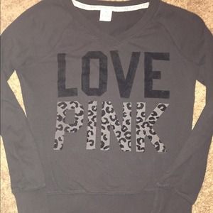 ✨Dark grey PINK crewneck✨