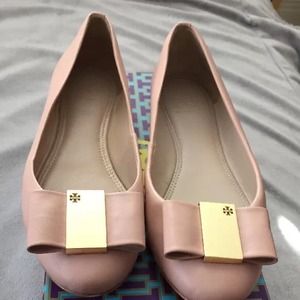 Tory Burch bow chase ballet flats