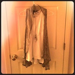 Long sleeveless cardigan