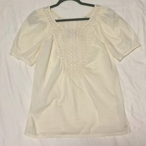 Creme flowy top. Never worn!
