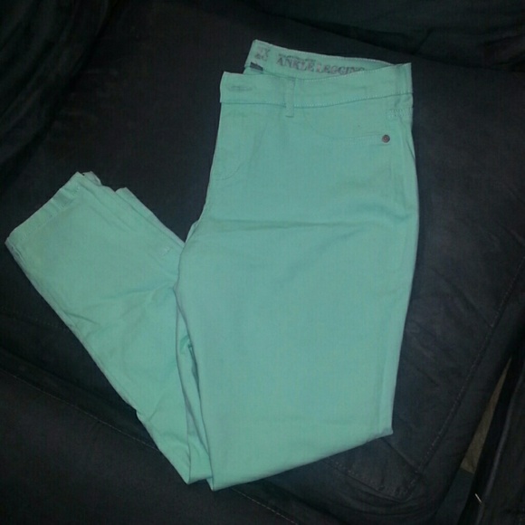 Mint denim legging