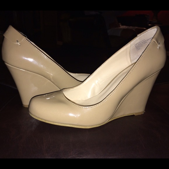 ❤️Nine West Nude Heels❤️