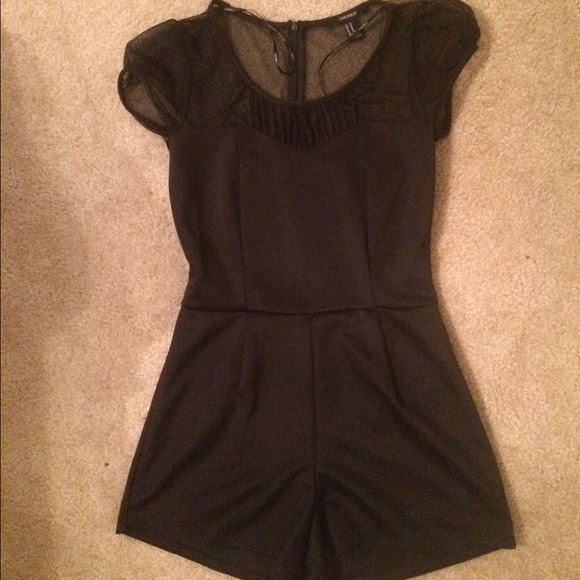 ❤️❤️ Black Short Romper ❤️❤️ ⚠️⚠️SOLD⚠️⚠️