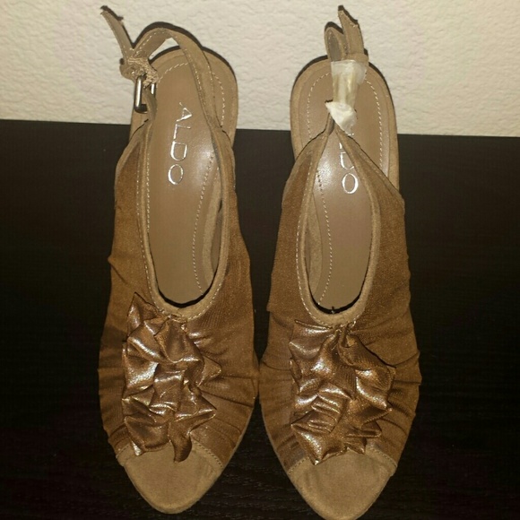 Aldo Stilletos - Picture 2 of 3