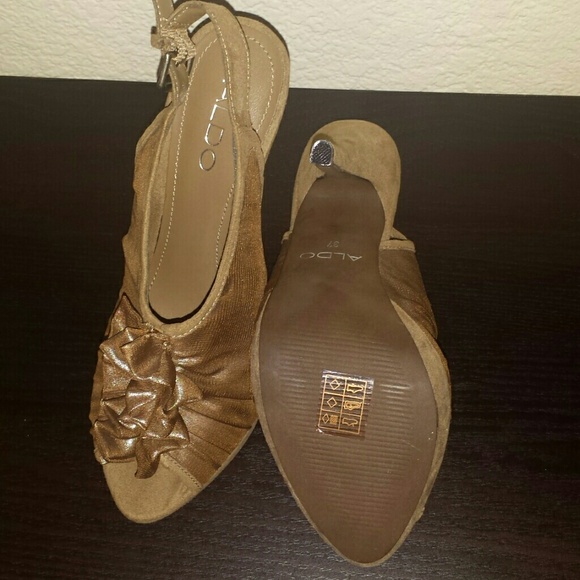 Aldo Stilletos - Picture 3 of 3