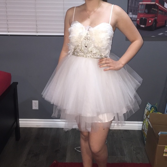 ✨✨BEAUTIFUL BALLERINA DRESS - Picture 3 of 4