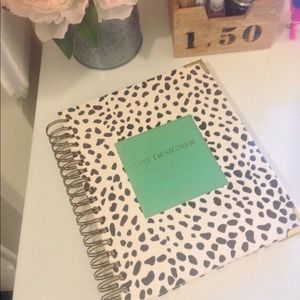 SOLD!! Whitney English day designer planner