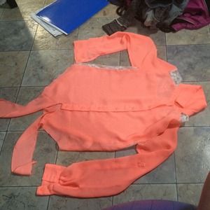 Front tie long sleeve shirt