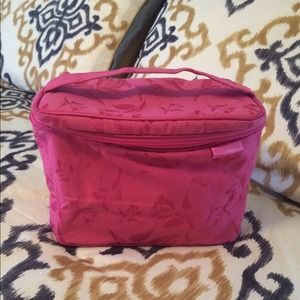New🌺!!! SALE !!!🌺 Mary Kay Large Pink Makeup Bag