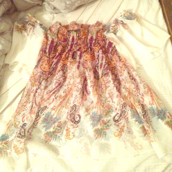 Patterned flowing shirt