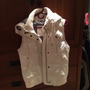 Abercrombie and Fitch white puffer vest