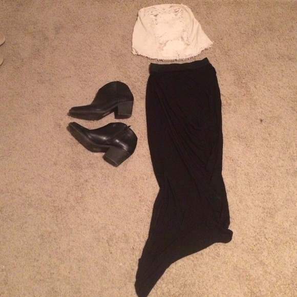 LF Stores black high-low skirt