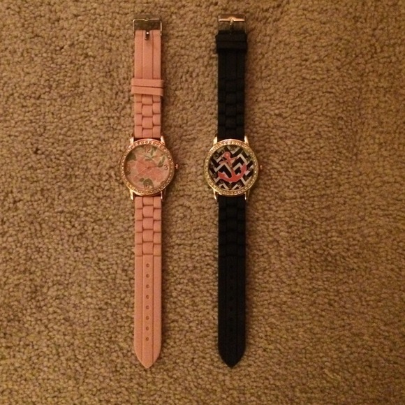 Rue21 Jewelry - ❗️SALE❗️Rue 21 Watch Bundle