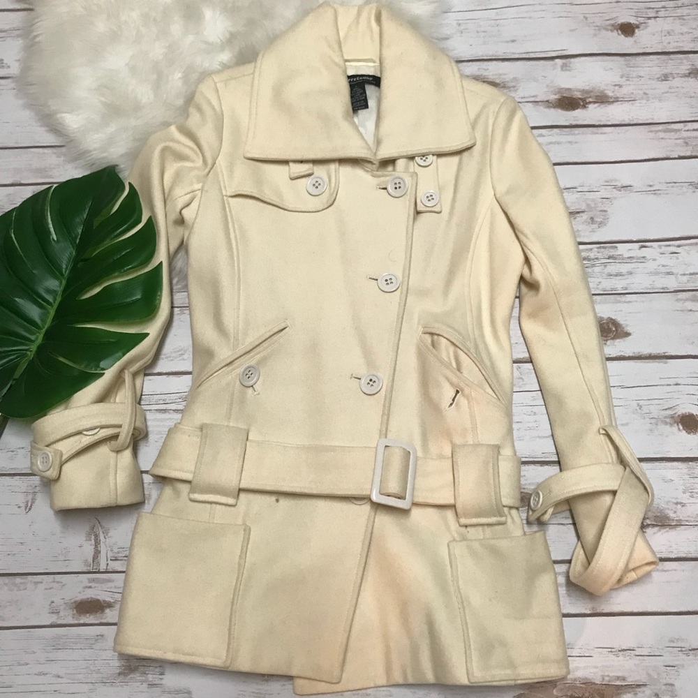 🎉HOST PICK🎉Y2K Nordstroms Winter White Coat