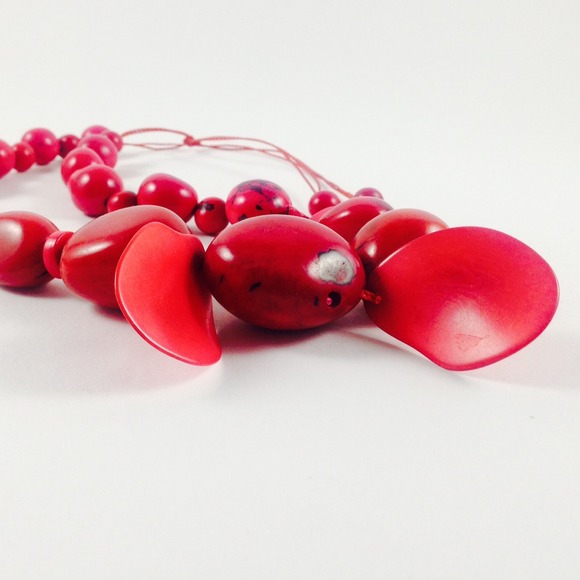 Red Handmade Tagua Necklace - Picture 2 of 4