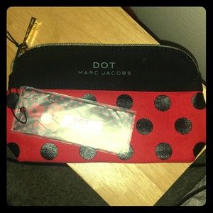 DOT by Marc Jacobs Beauty Case