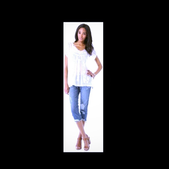 FREE PEOPLE ,edgy crop distressed jeans