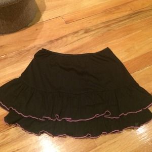 Black ruffle skirt w pink detail size medium