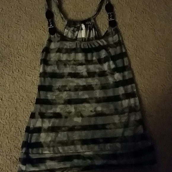 Tank top - Picture 1 of 2