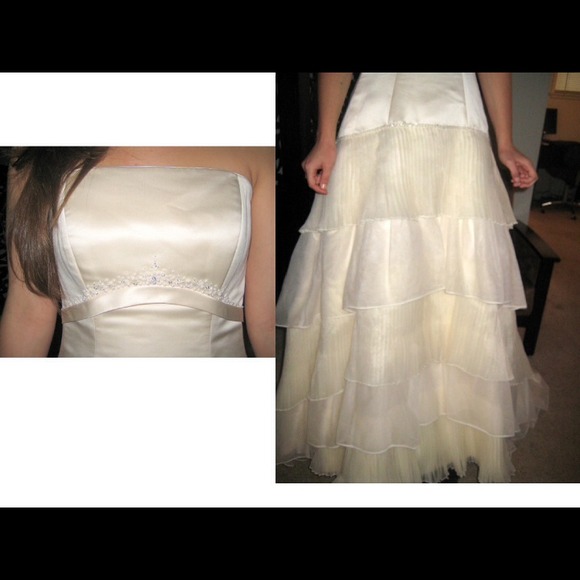 MAGGIE SOTTERO WEDDING DRESS -SIZE 8 CHAMPAGNE - Picture 2 of 3